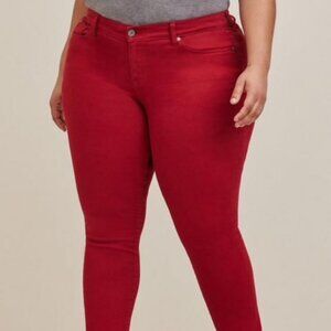 Boyfriend Straight Mid-Rise Jean from Torrid size 24 Short Red NWOT